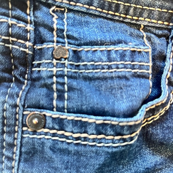 Women's Sz 5 JR Wallflower Denim Short Shorts Stretch Mid Rise Distressed Blue - Picture 4 of 8